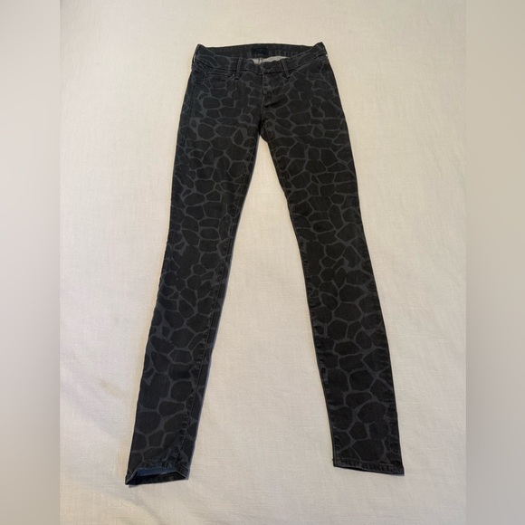 MOTHER The Looker Gray and Black Giraffe Print Skinny Jeans Womens size 25 - Picture 2 of 8